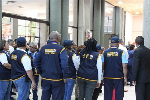 Más de 100 observadores internacionales acompañarán los comicios este fin de semana